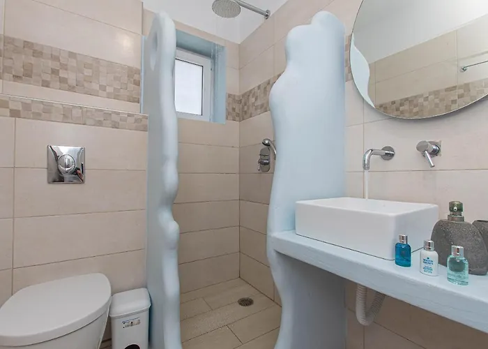 Lejlighedshotel Anius Plintri