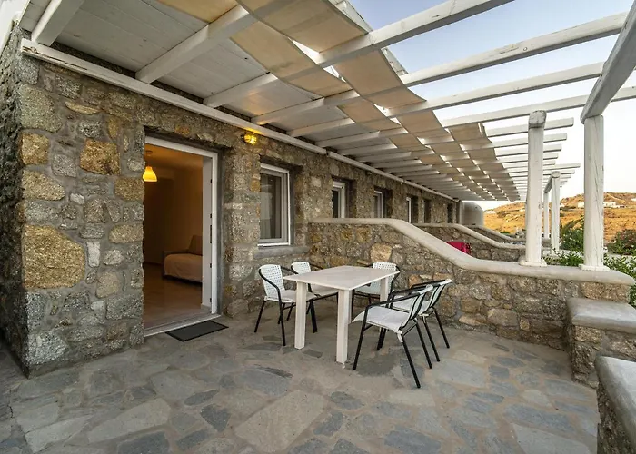 Anius Lejlighedshotel Plintri