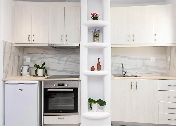 Hotel apartamentowy Anius Plintri